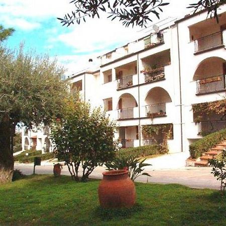 Residence L'uliveto Gioiosa Marea Extérieur photo