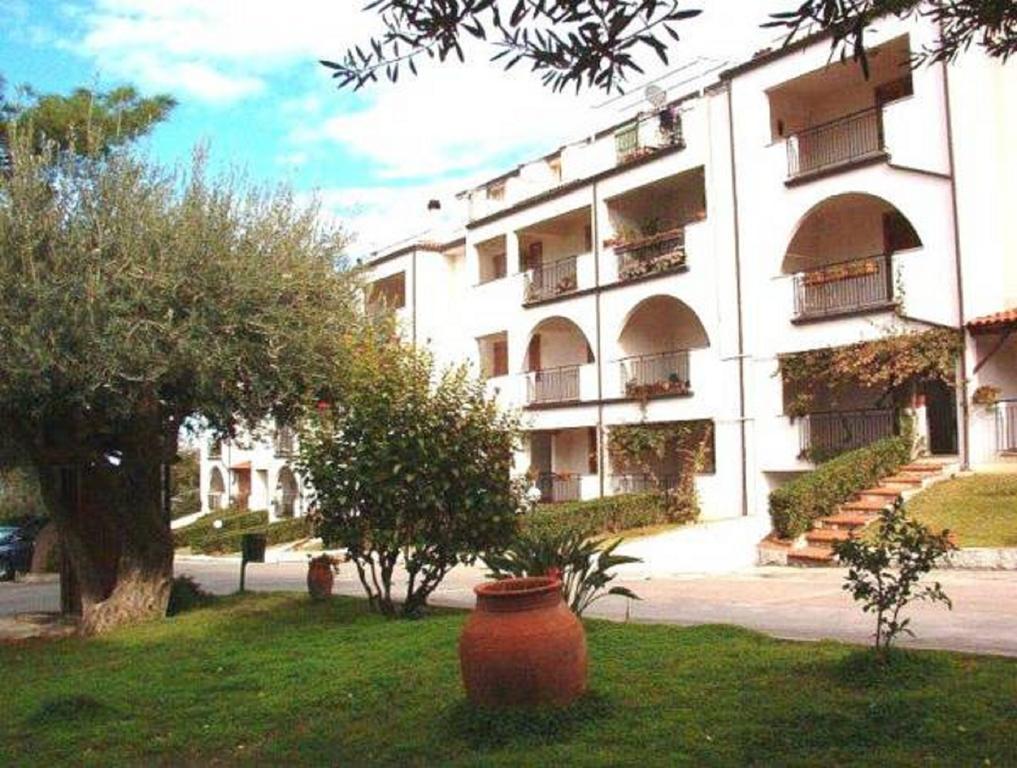 Residence L'uliveto Gioiosa Marea Extérieur photo
