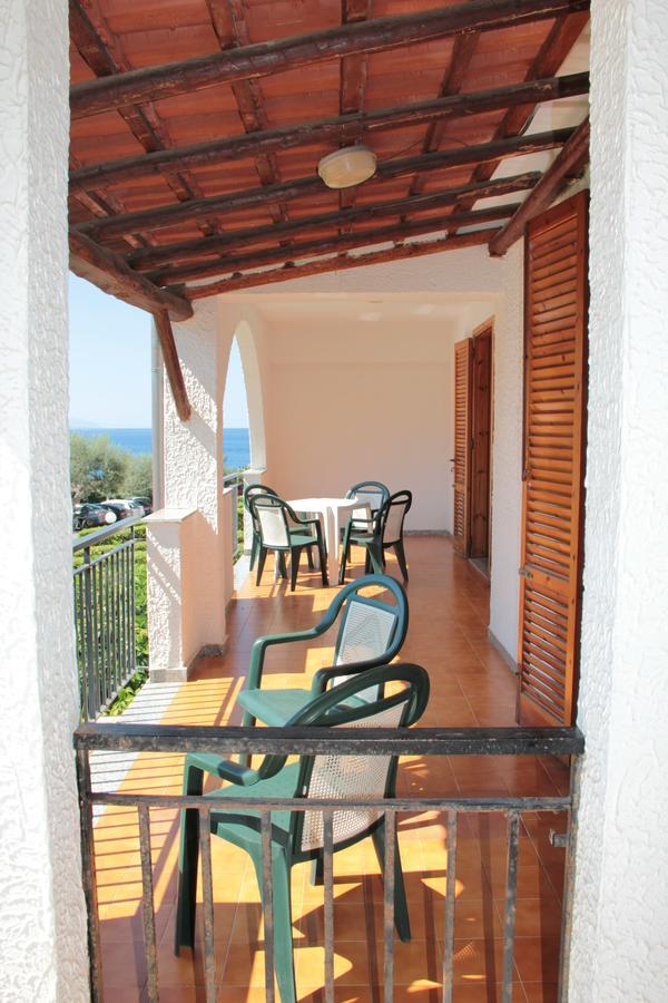 Residence L'uliveto Gioiosa Marea Extérieur photo