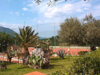 Residence L'uliveto Gioiosa Marea Extérieur photo
